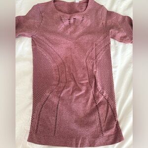 ALO Yoga Long Sleeve Top Size Large